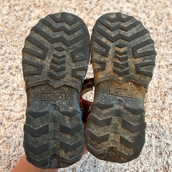 Carter’s brand toddler boy’s dinosaur sandals size 11 🦕 - Picture 3 of 3